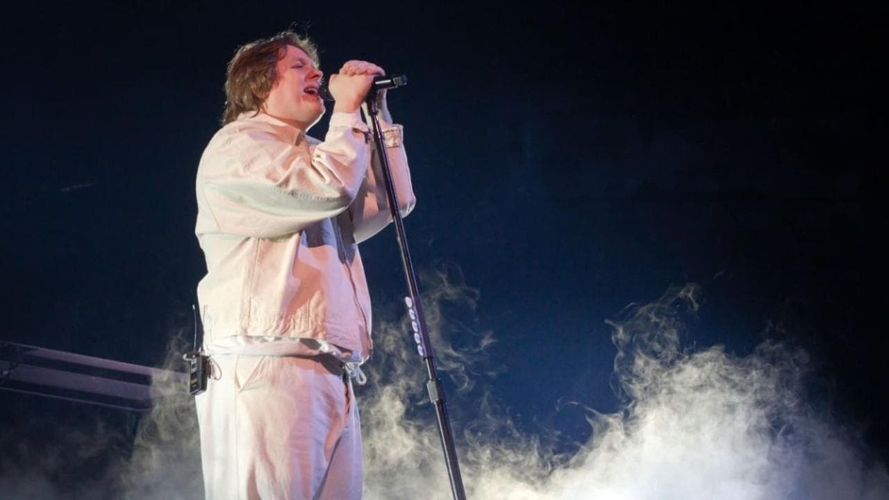 Backdrop de Lewis Capaldi: How I'm Feeling Now