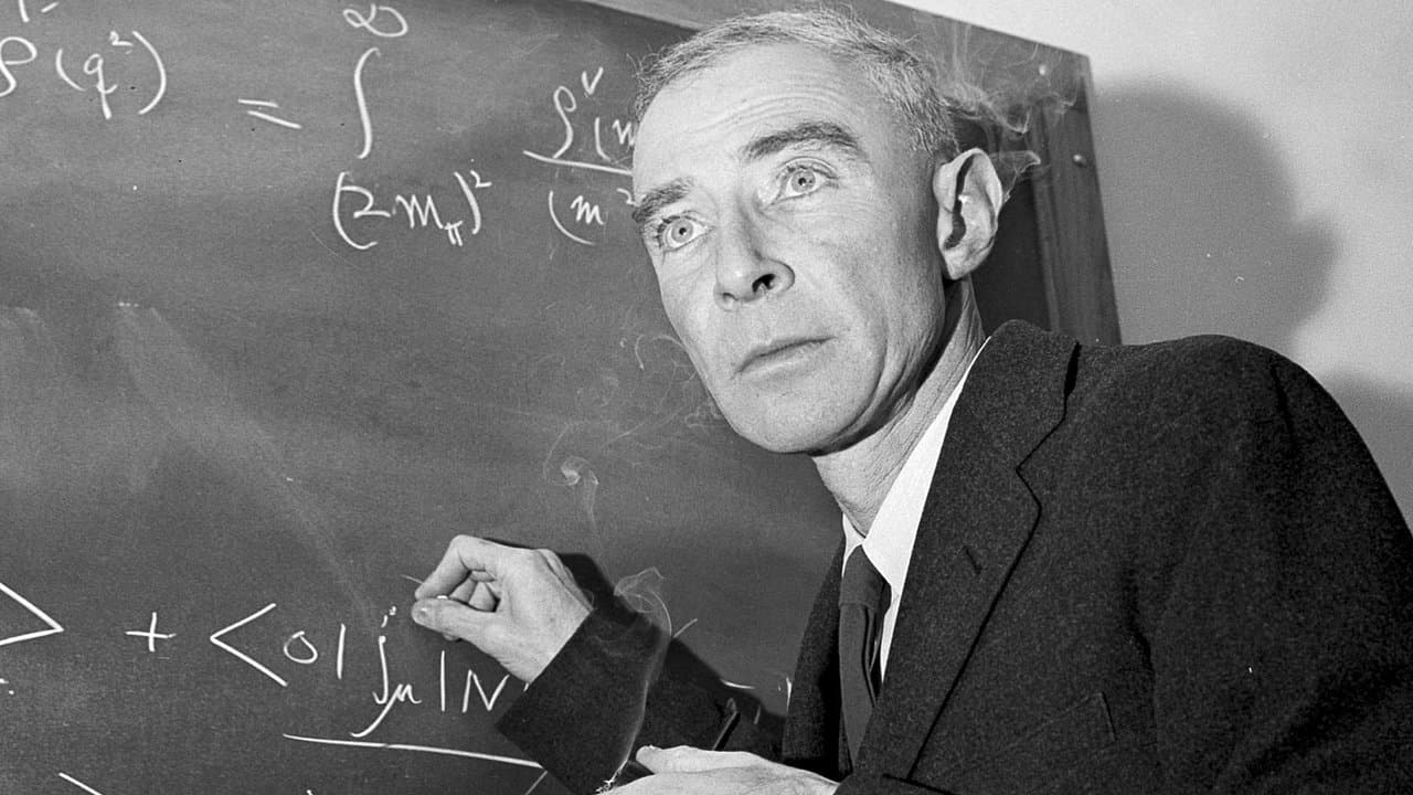 Backdrop de To End All War: Oppenheimer & the Atomic Bomb